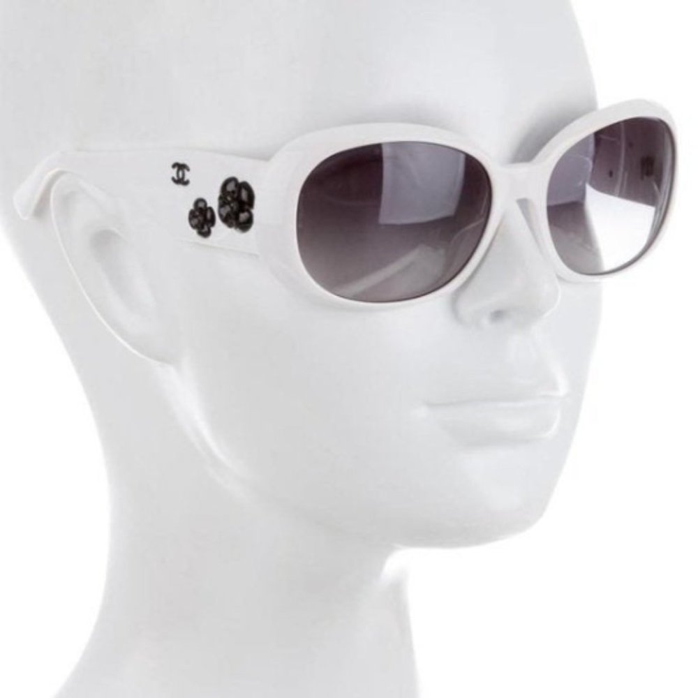 CHANEL Camelia Sunglasses CC Logo
